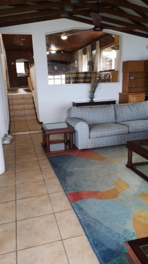 Mark's View Holiday home KwaDukuza